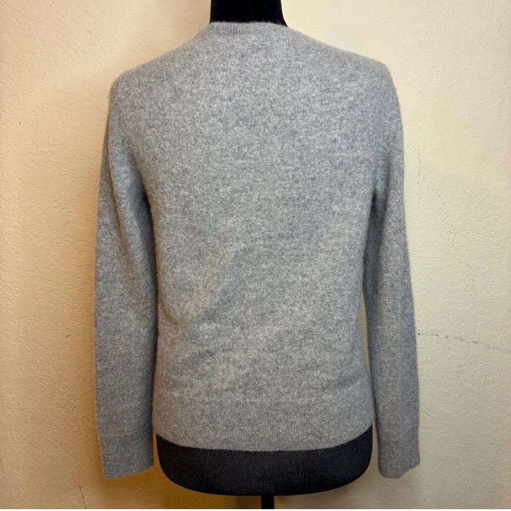 Quince Womens 100% Cashmere Crew Neck Sweater Heather Gray Luxury Medium Cozy - Picture 3 of 12